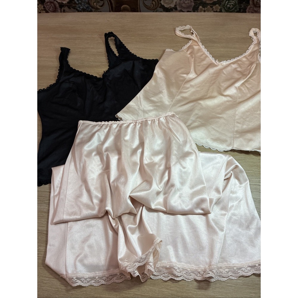 VTG WARNERS PERFECT MEASURE Camisoles Tan & Black SIZE 34 & Pink Half Slip Sz M